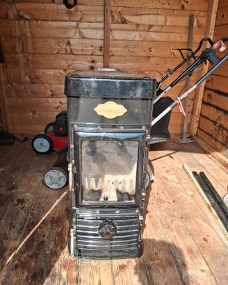 Stufa a legna Nordica