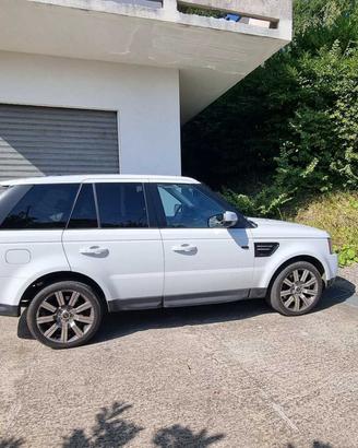 Land Rover Range Sport 3.0 TDV6 HSE