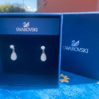 Orecchini con pendente di brillantini Swarovski
