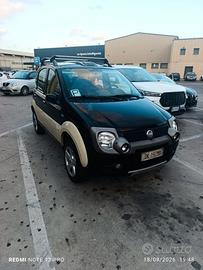 Panda cross 4x4  gancio carrello  permuta escavato