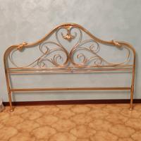 Letto matrimoniale in ottone bagnato in oro