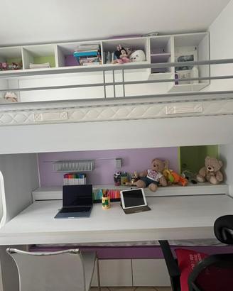 Cameretta a ponte con scrivania e letto estraibili