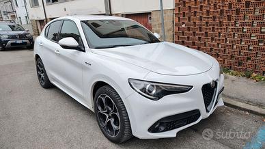 Alfa Romeo Stelvio Q4 210cv Veloce