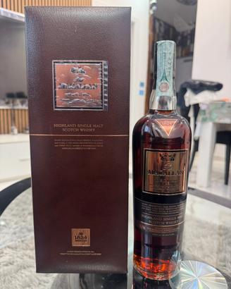 Whisky macallan Oscuro prima edizione