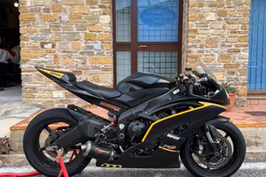 Yamaha R6 2007 - uso pista - targata