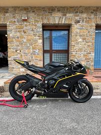Yamaha R6 2007 - uso pista - targata
