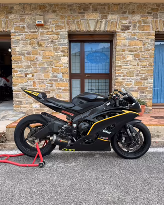 Yamaha R6 2007 - uso pista - targata