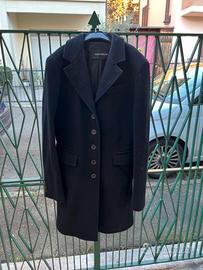 Cappotto nero in lana