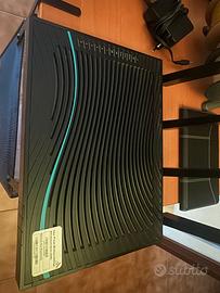 Netgear R8500-100PES Router Wireless Tri-Band