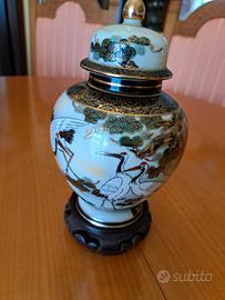 Vasetto giapponese Satsuma con cicogne