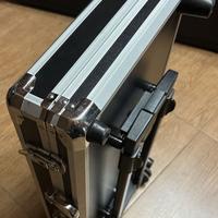 Pedali multieffetti per chitarra + Ampli Marshall