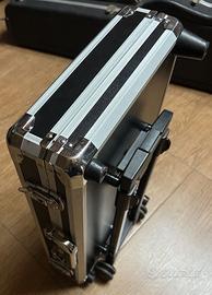 Pedali multieffetti per chitarra + Ampli Marshall