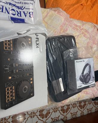 Console dj flx4