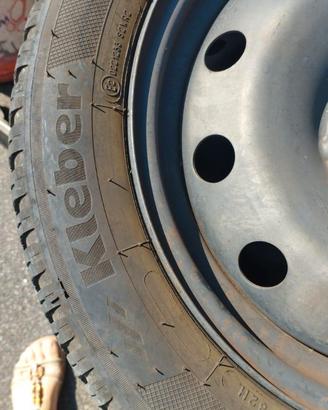4 GOMME KEBLER ALL SEASON 95/50/R 15 CON CERCHIONI