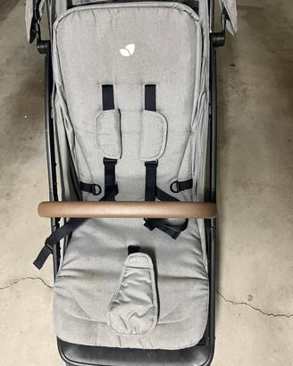 Joie Pact Pro passeggino