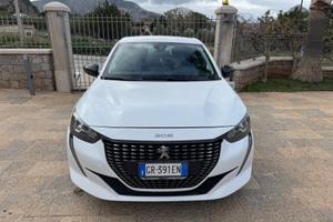 Peugeot 208 così come in foto