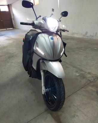 Beverly  S 300 anno 2020