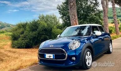 Mini cooper D blu 5 porte Diesel  2017