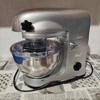 Impastatrice Planetaria con Kit Pastaio