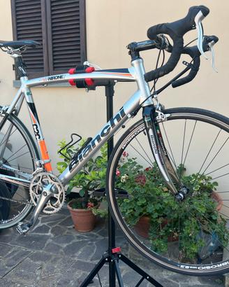Bici in alluminio Bianchi VIANIRONE 7