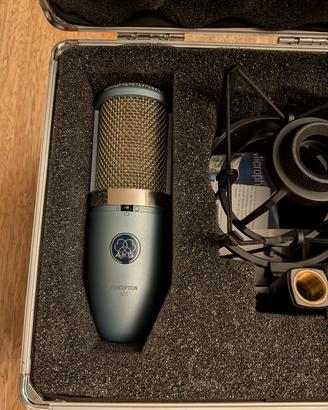 AKG Perception 420
