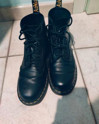 Dr.Martens