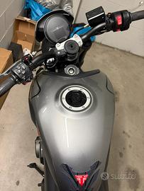 Triumph Trident 660