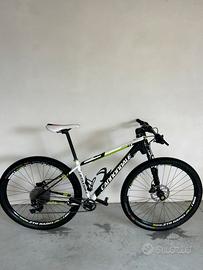 Mtb Cannondale 29 taglia M Carbonio