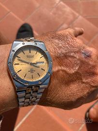 Seiko sport 100 Royal Oak style quarzo daydate
