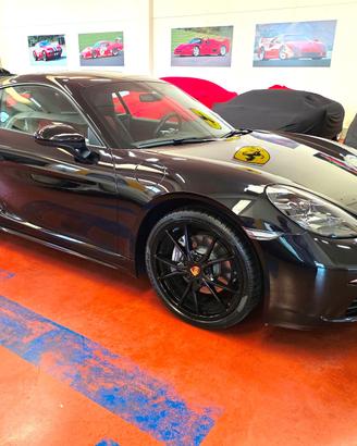 Porsche Cayman 718 2000 turbo 300cv