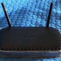 Modem Router Netgear DGN2000 Wireless-N 300