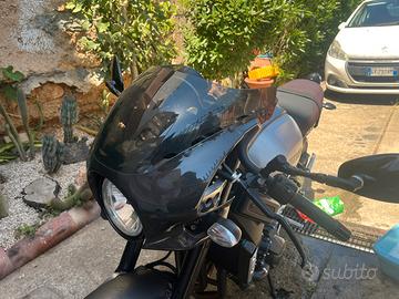 Yamaha XSR 900 Abarth Cupolino carbonio e manubrio