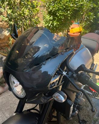 Yamaha XSR 900 Abarth Cupolino carbonio e manubrio
