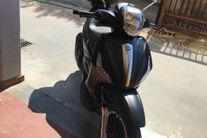 Piaggio Beverly Police