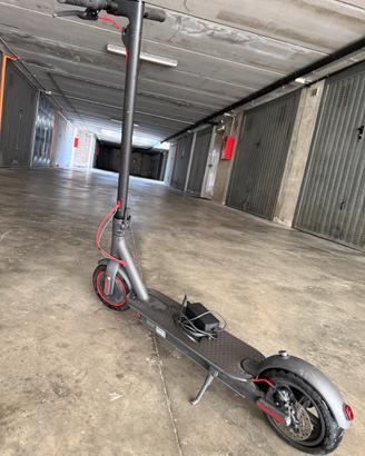 Monopattino Xiaomi Mi Pro 2