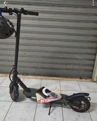 monopattino VIVO V 30