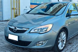 Opel Astra 5 porte Cosmo Benzina
