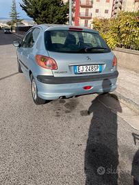 Pegeout 206