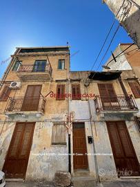 Casa, Altofonte.