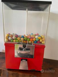 Distributore automatico chewing-gum anni ‘60