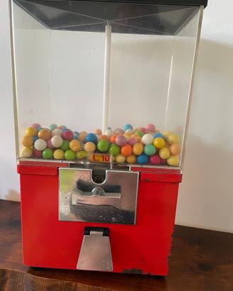 Distributore automatico chewing-gum anni ‘60