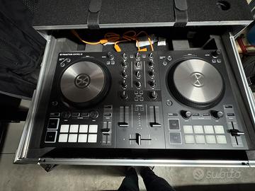 Traktor S2 MK3 e Flight Case Magma