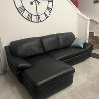 Divano letto in ecopelle con penisola