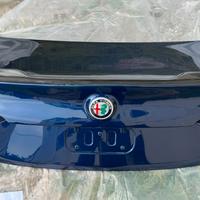 COFANO BAULE POSTERIORE ALFA ROMEO GIULIA BLU