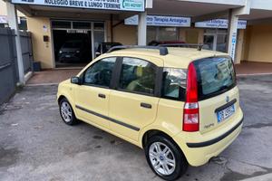 Fiat Panda 1.2 automatica adatta a portatori handi