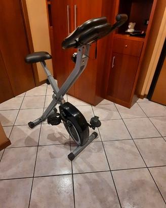 Cyclette pieghevole