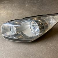 Faro anteriore SX Kia Venga del 2018 (92101-1P000)