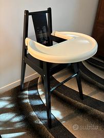 Seggiolone ikea nero in legno, come nuovo