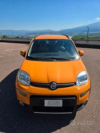Privato vende panda 4x4