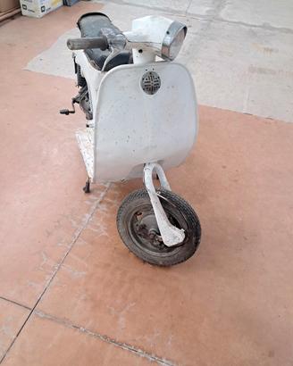 Lambretta j50 da restaurare 
